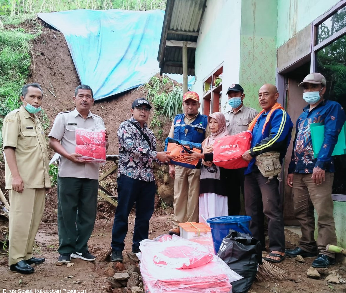 Tanah Longsor Timpa Rumah Warga di Dua Desa di Kecamatan Purwodadi dan Tutur Seusai Hujan Deras